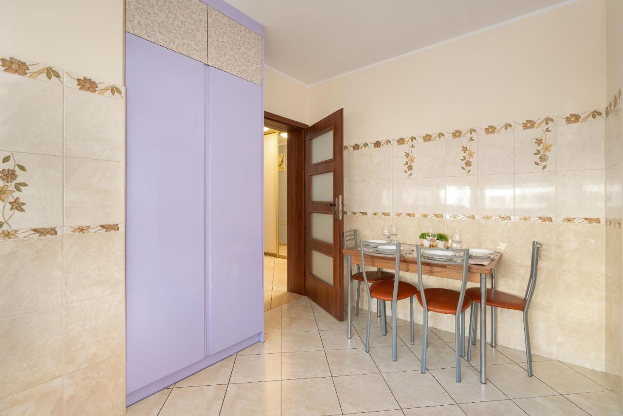 Comfortable Wojskowa Apartment By Noclegi Renters Poznań Eksteriør billede