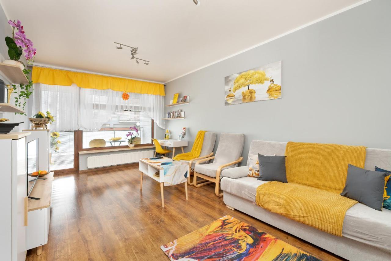 Comfortable Wojskowa Apartment By Noclegi Renters Poznań Eksteriør billede