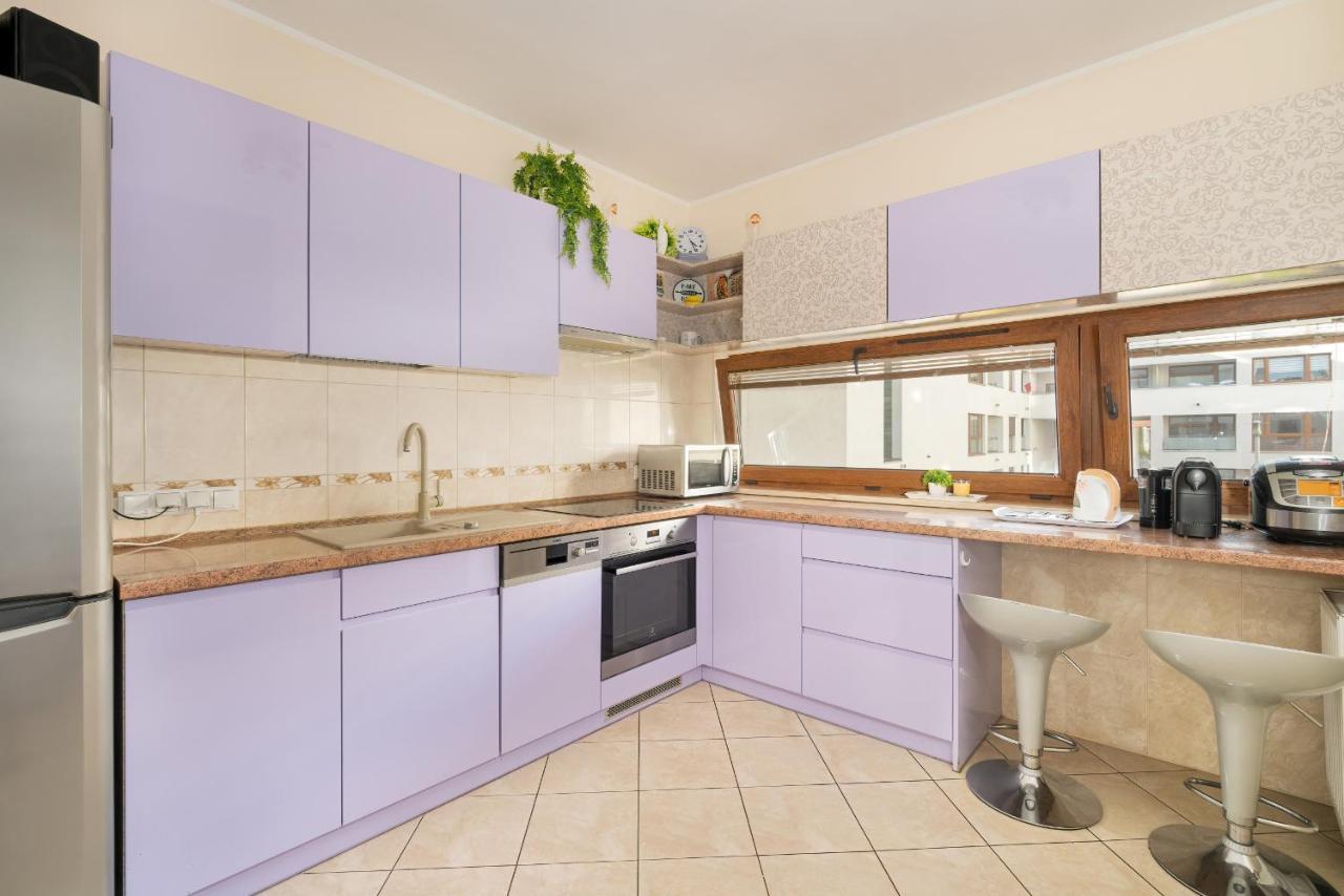 Comfortable Wojskowa Apartment By Noclegi Renters Poznań Eksteriør billede